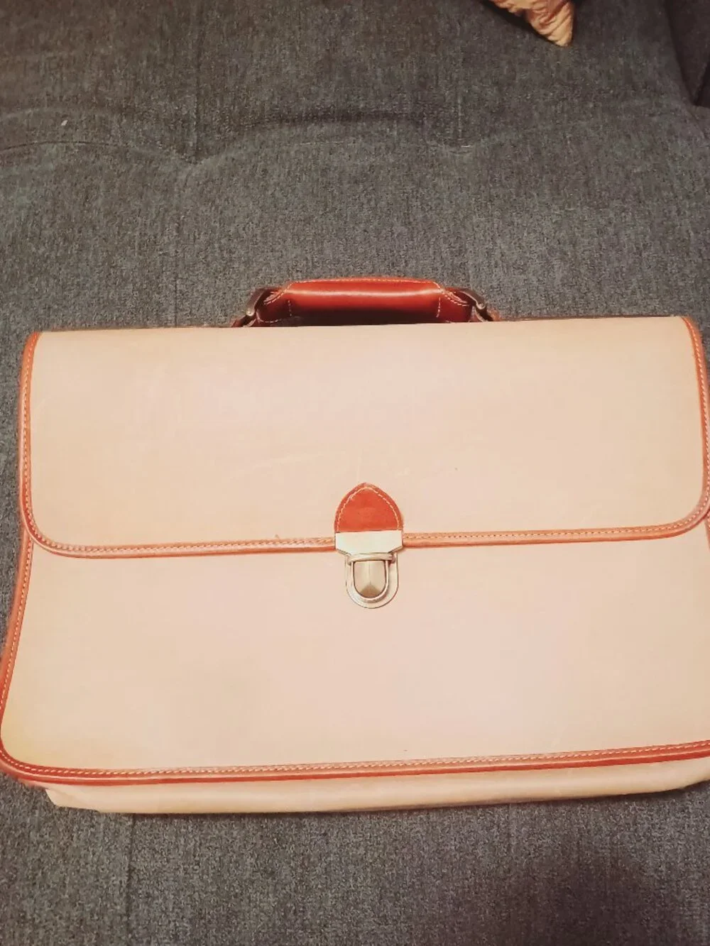 ****BLOW OUT SALE****  Vintage Tan Terrida Leather Briefcase